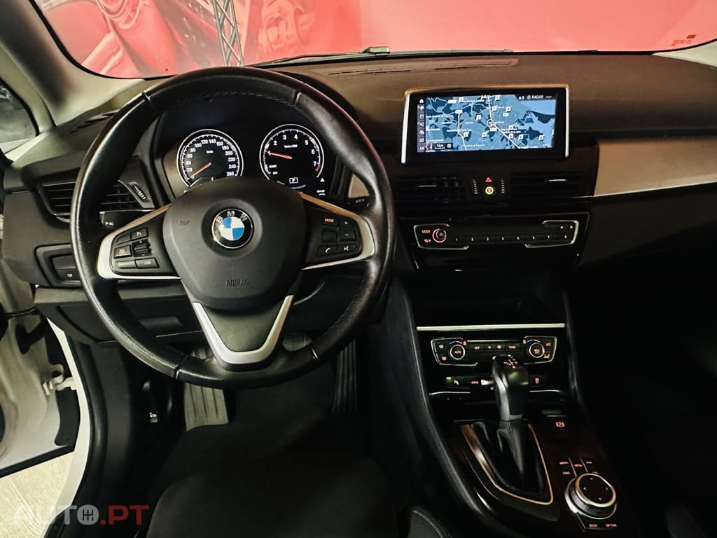 BMW 225 Line Sport