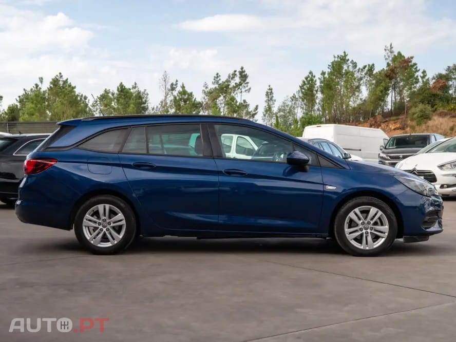 Opel Astra Sports Tourer 1.2 T Elegance