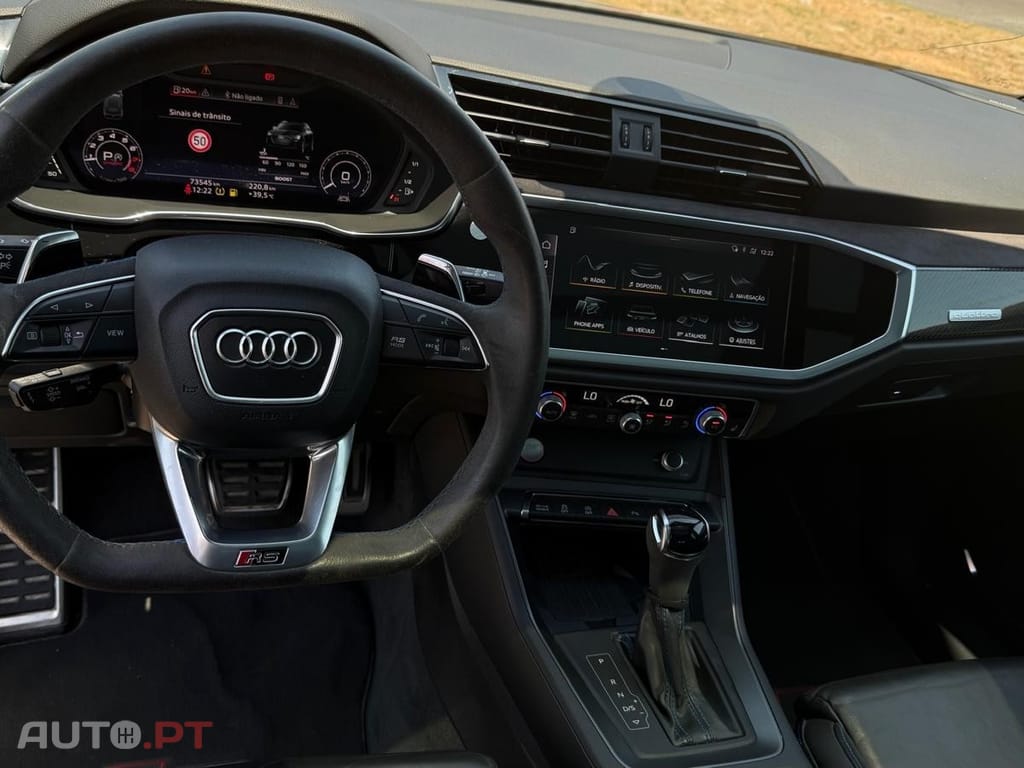 Audi RSQ3 2.5 TFSI quattro S tronic