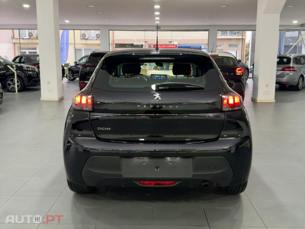 Peugeot 208 1.2 PureTech Active Pack EAT8