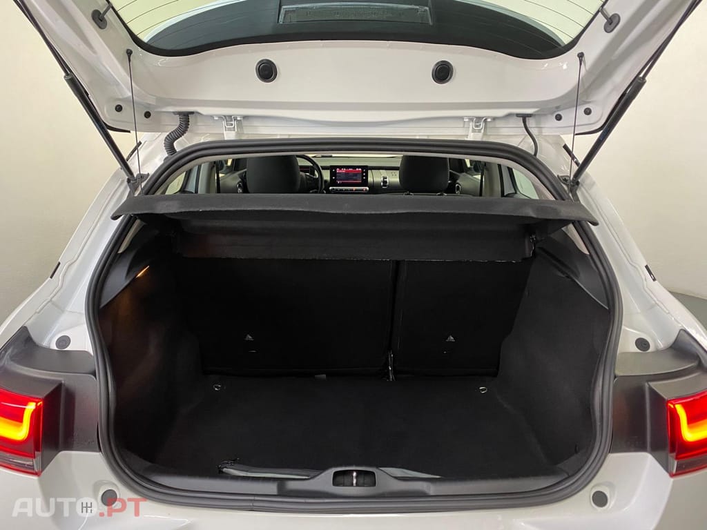 Peugeot 3008 1.5 BlueHDi Active