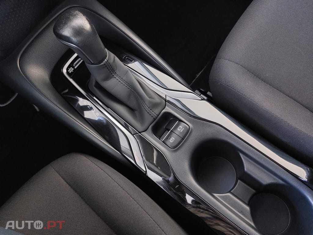 Toyota Corolla 1.8 Hybrid Exclusive