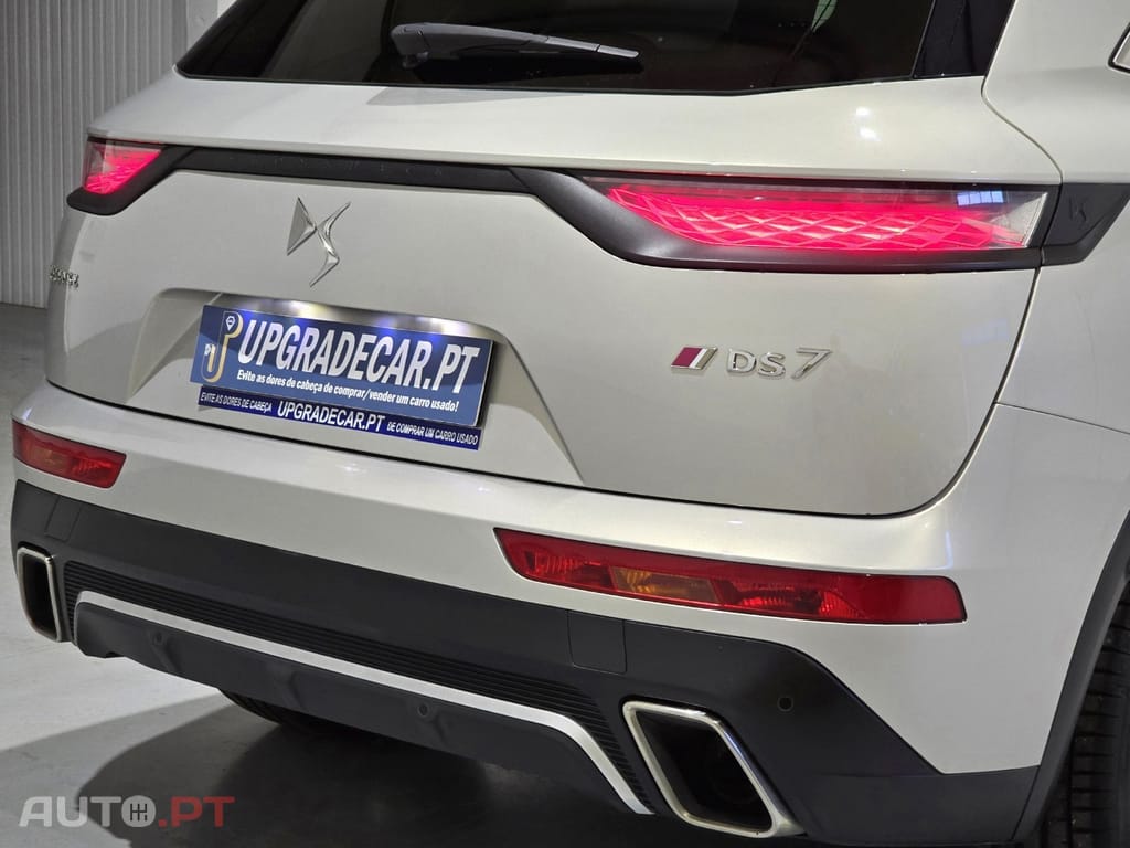 DS DS7 Crossback E-Tense Performance Line EAT8
