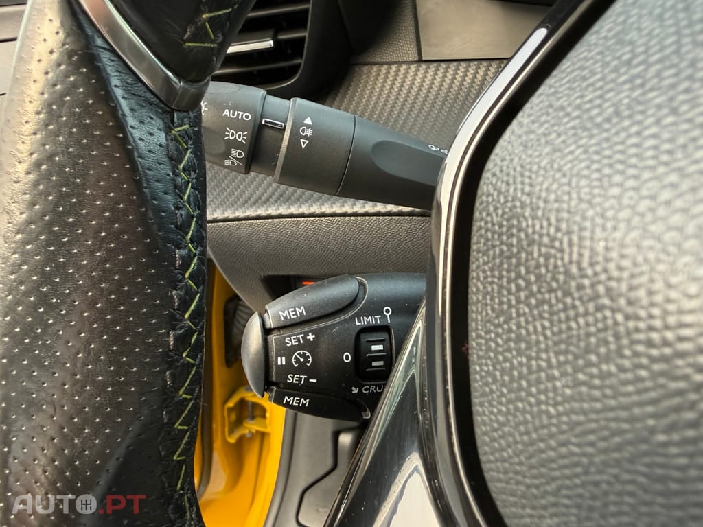 Peugeot 208 1.2 PureTech GT