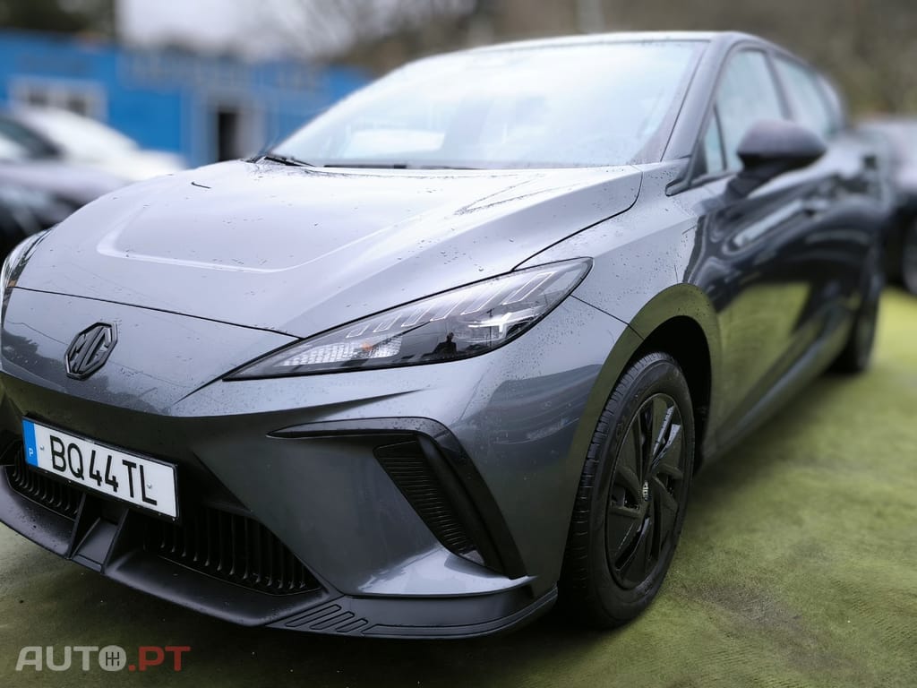 MG MG4 51 kWh Standard