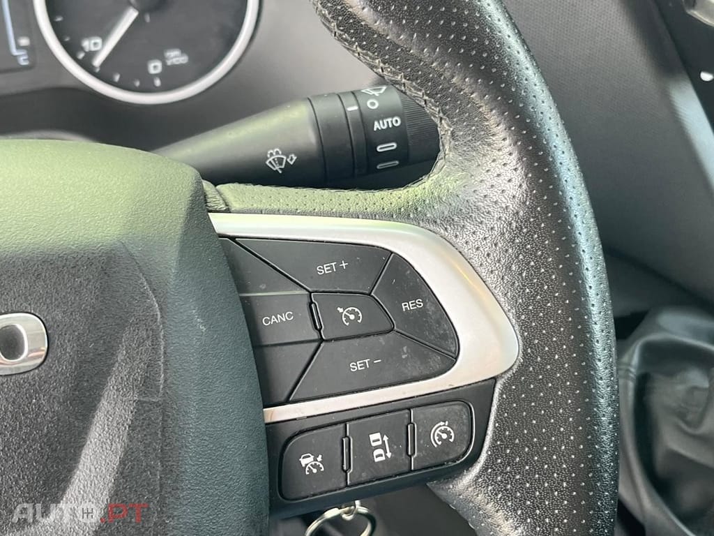 Iveco Daily 35 - 180 CAIXA AUTOMATICA