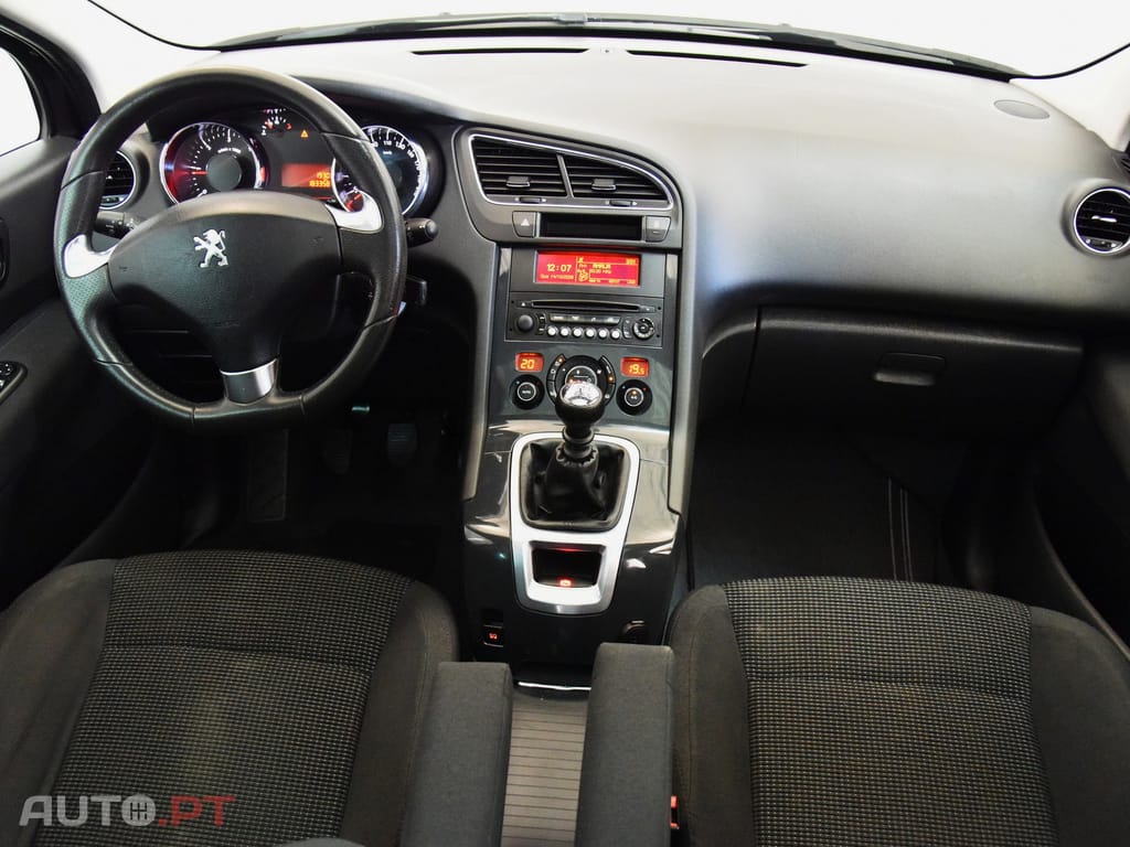 Peugeot 5008 1.6 BlueHDi Style