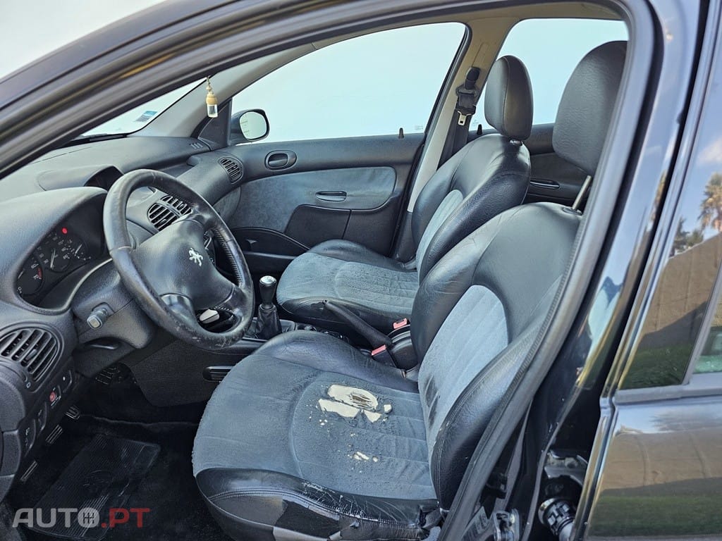 Peugeot 206 1.4 XT