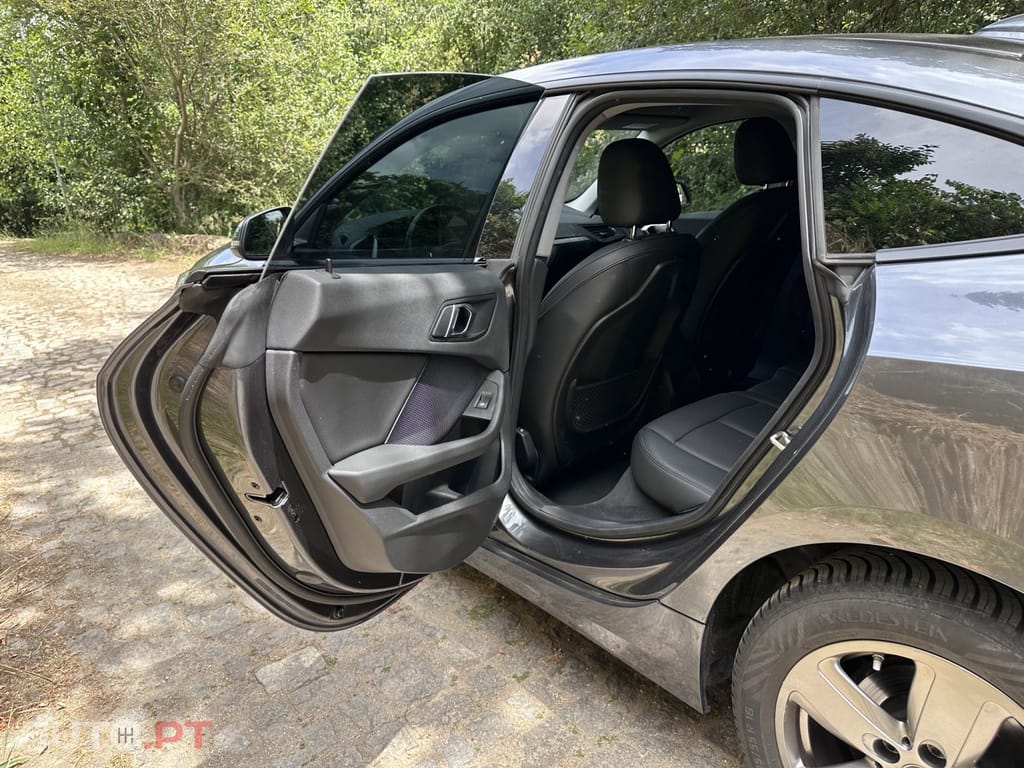 BMW 216 d Line Sport