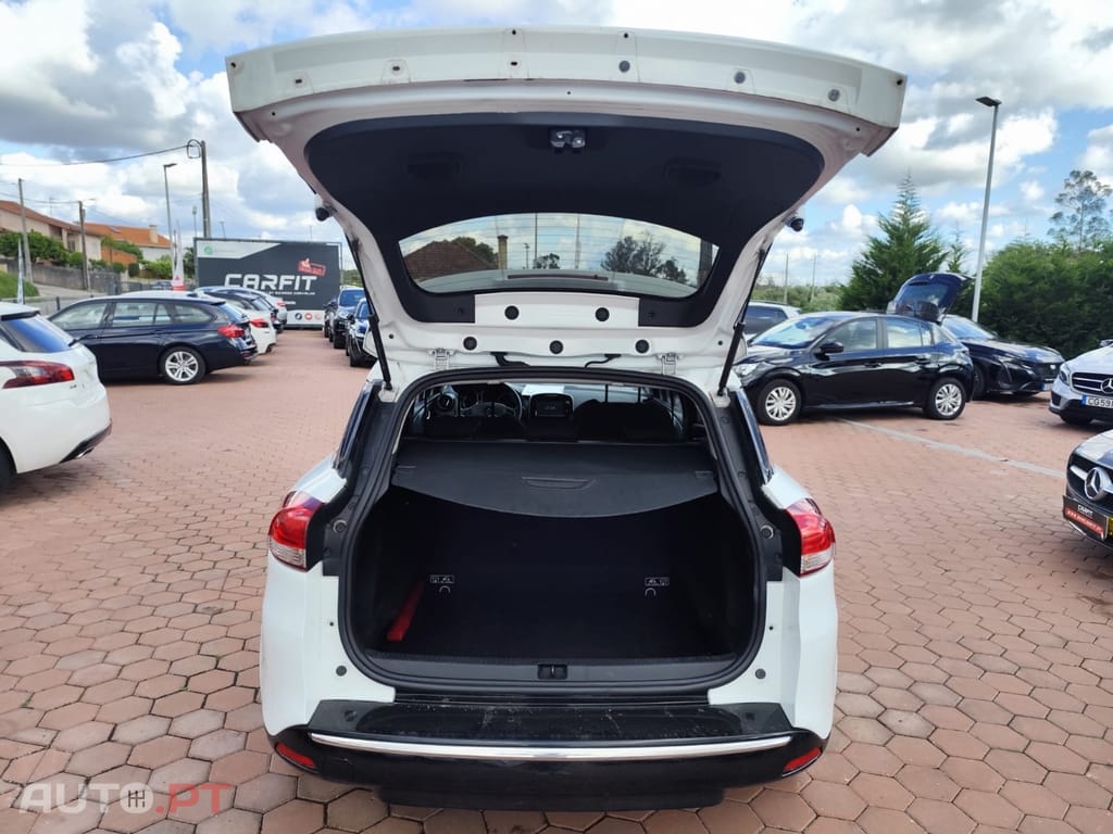 Renault Clio Sport Tourer 0.9 TCe Limited
