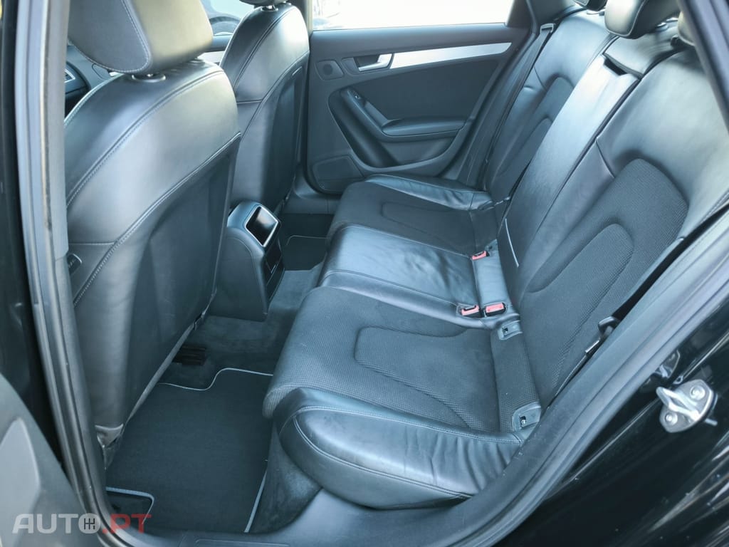 Audi A4 Avant 2.0 TDI S-line