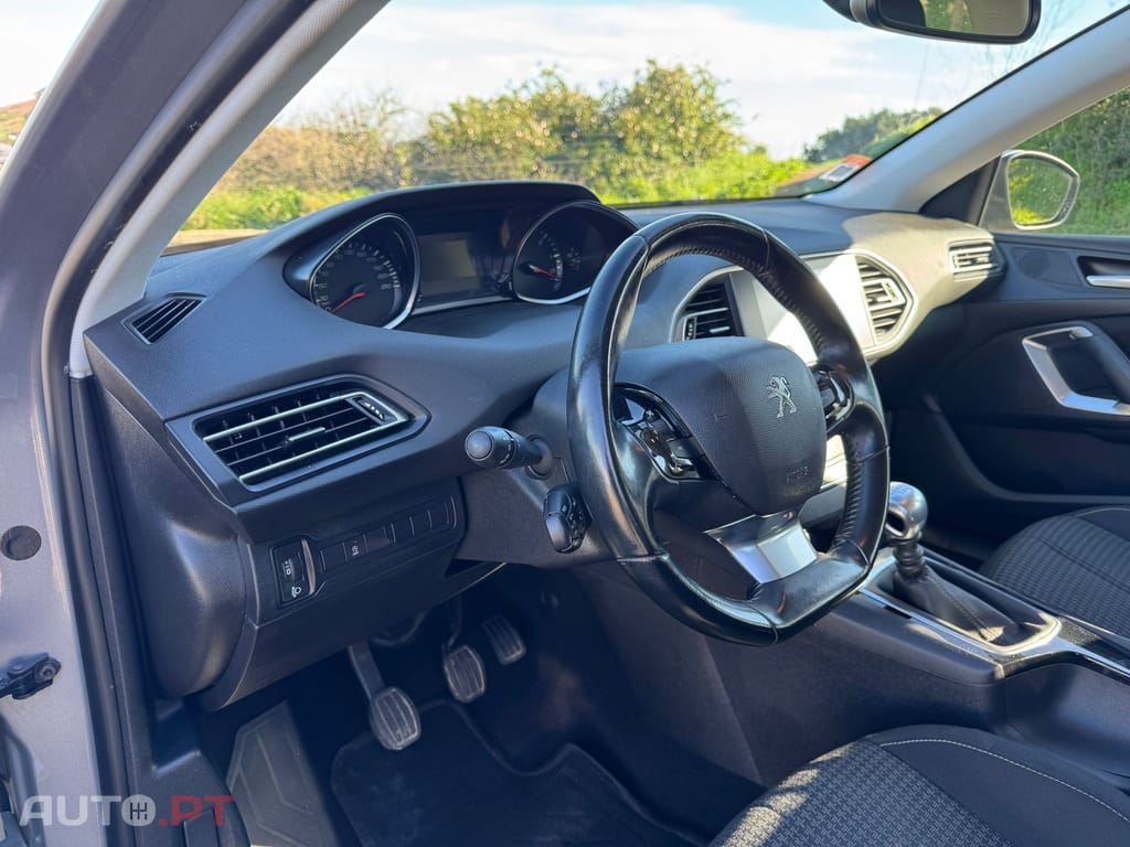 Peugeot 308 1.5 BlueHDi Active