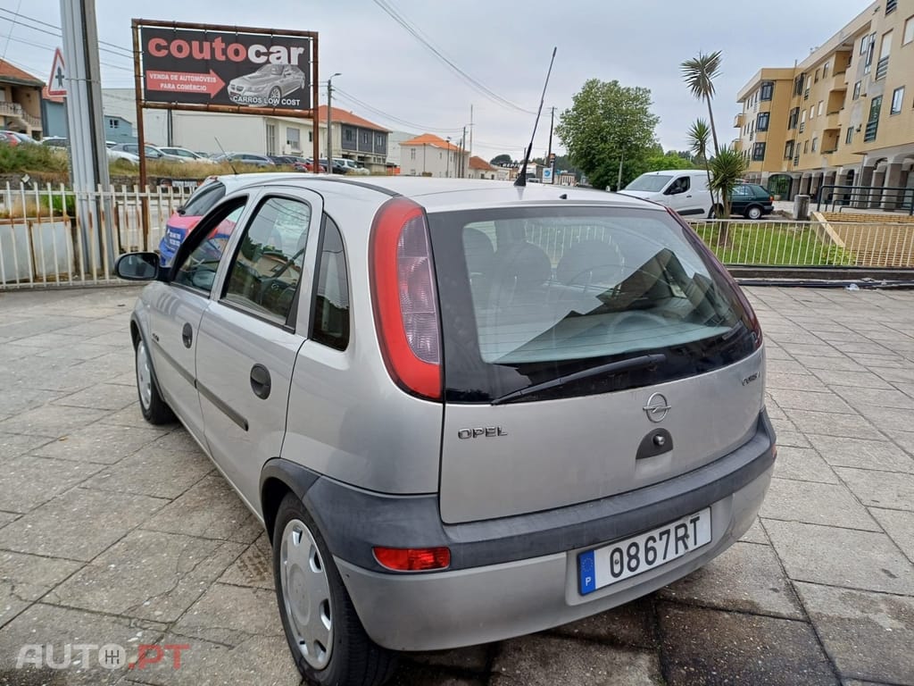Opel Corsa 1.0 12V Confort