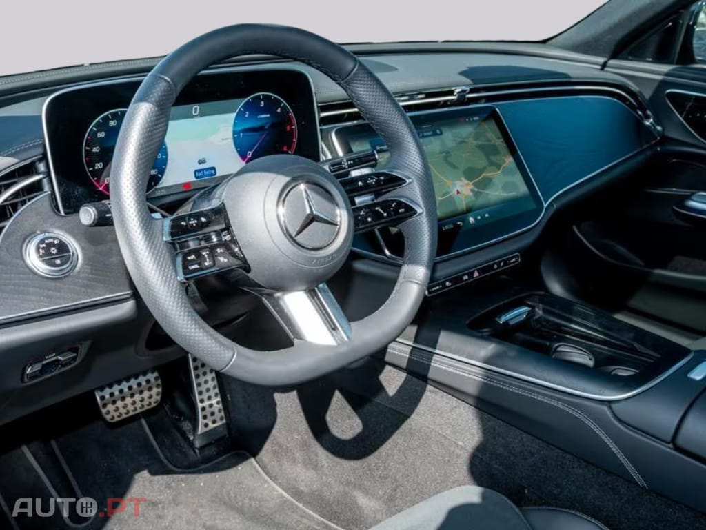 Mercedes-Benz E 220 I.V.A DEDUTÍVEL d AMG