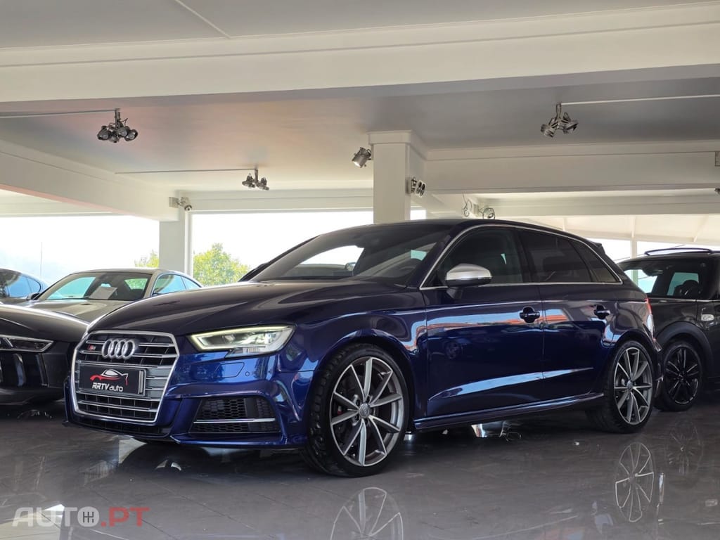 Audi S3 TFSI quattro S tronic