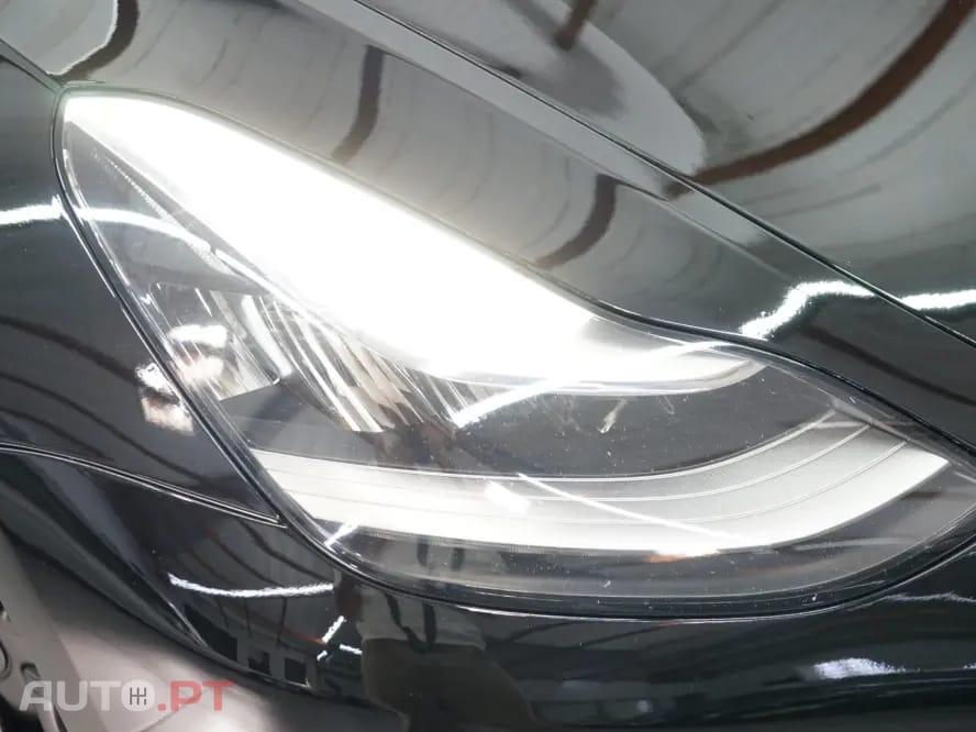 Tesla Model 3 Long Range AWD Dual Motor