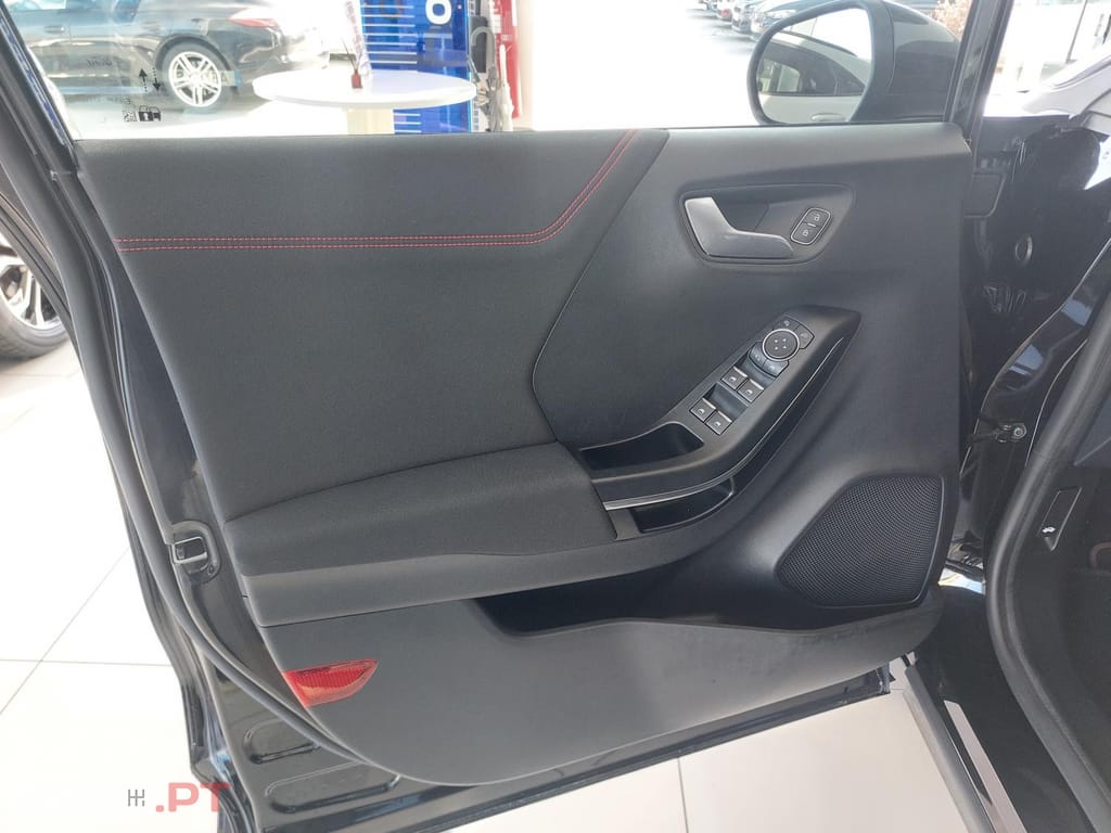 Ford Puma 1.0 EcoBoost MHEV ST-Line