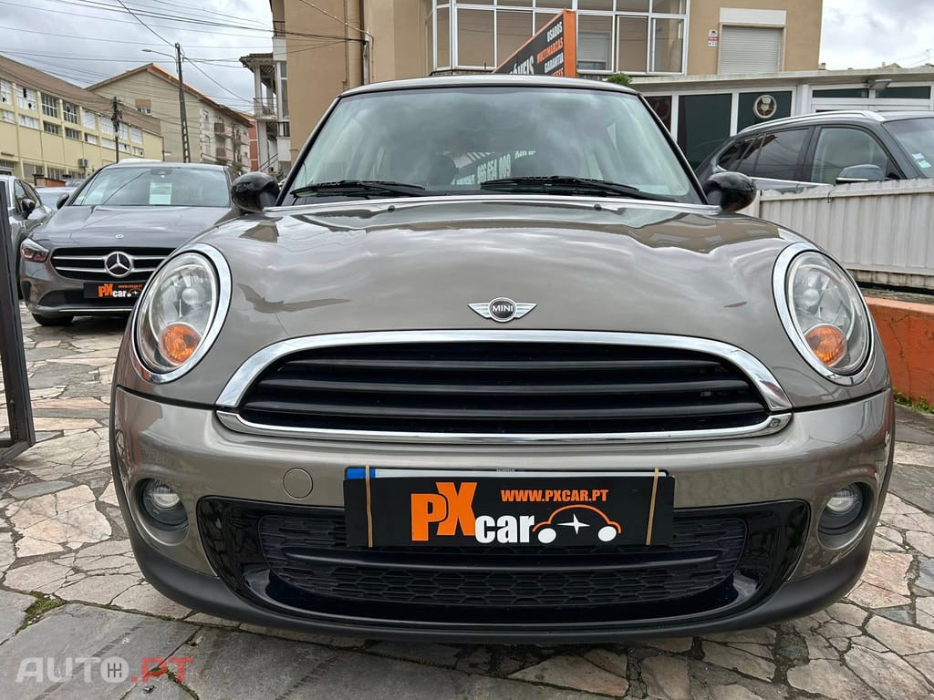 MINI One d -2011