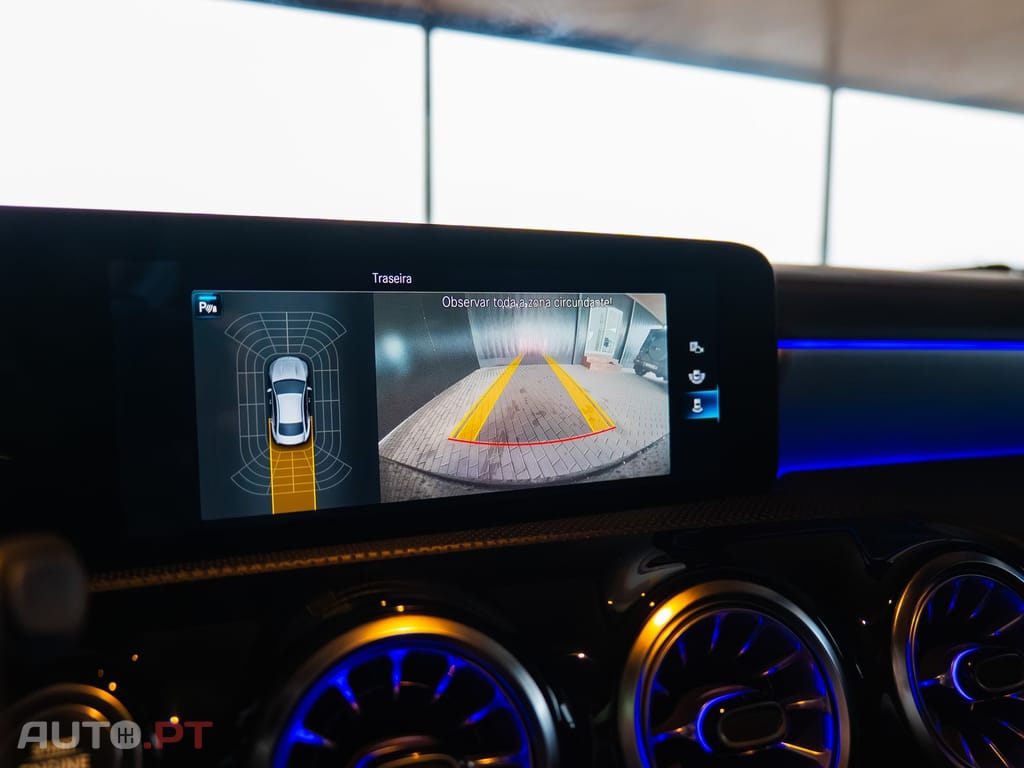 Mercedes-Benz CLA 250 e AMG Line