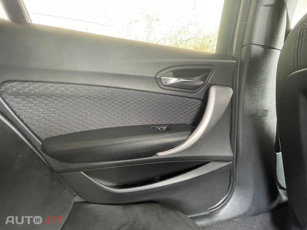 BMW 118 i Pack M Auto