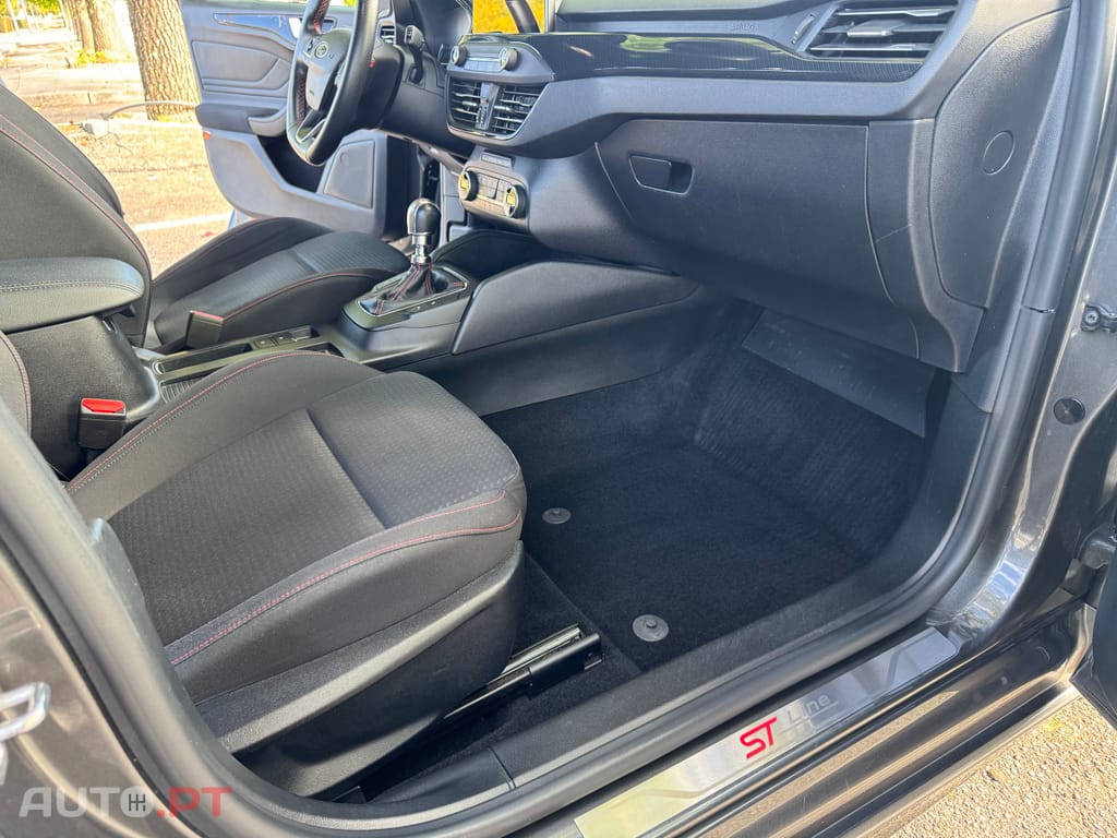 Ford Focus ST Line