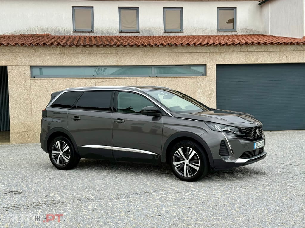 Peugeot 5008 1.5 BlueHDi Allure EAT8