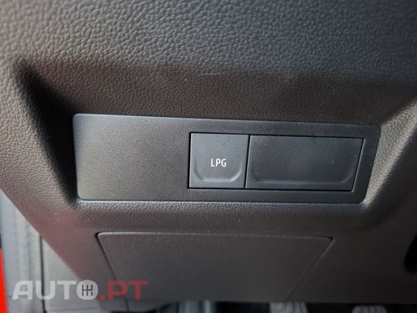 Renault Captur 1.0 TCe 100 Bi-Fuel techno