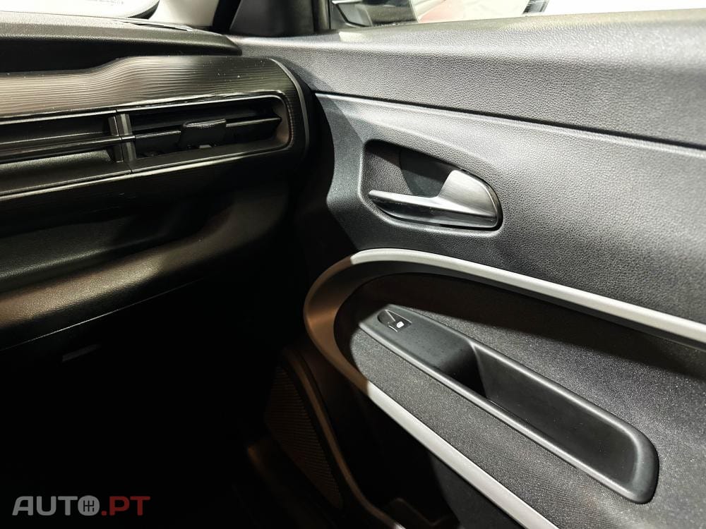 Jeep Avenger 54 kWh 1st Editon