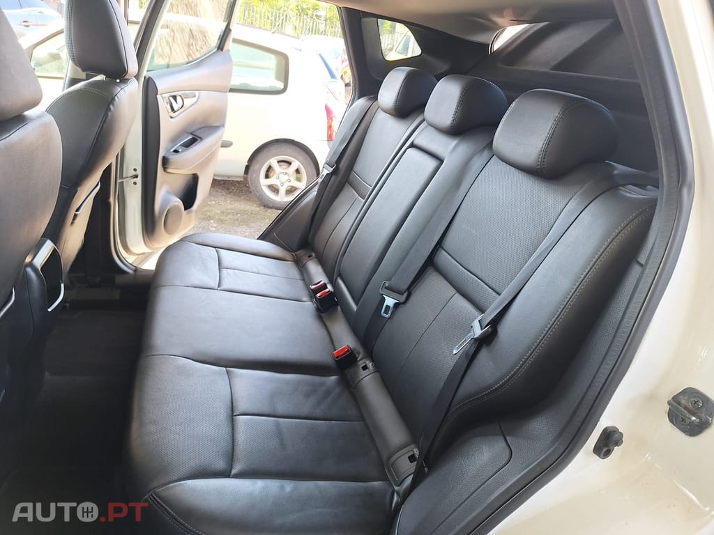 Nissan Qashqai 1.5 dCi Tekna Premium 17 Pack S Pele Preta