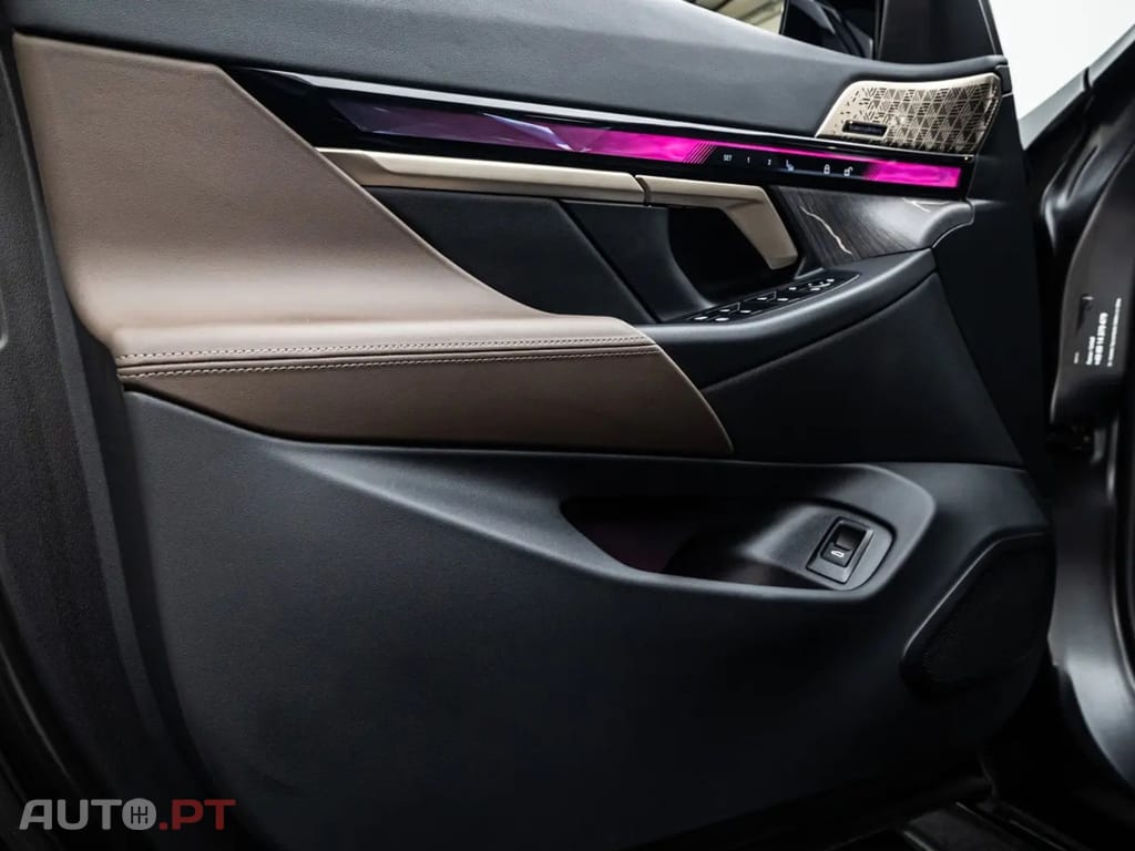 BMW i5 M60  xDRIVE I.V.A DEDUTIVEL 