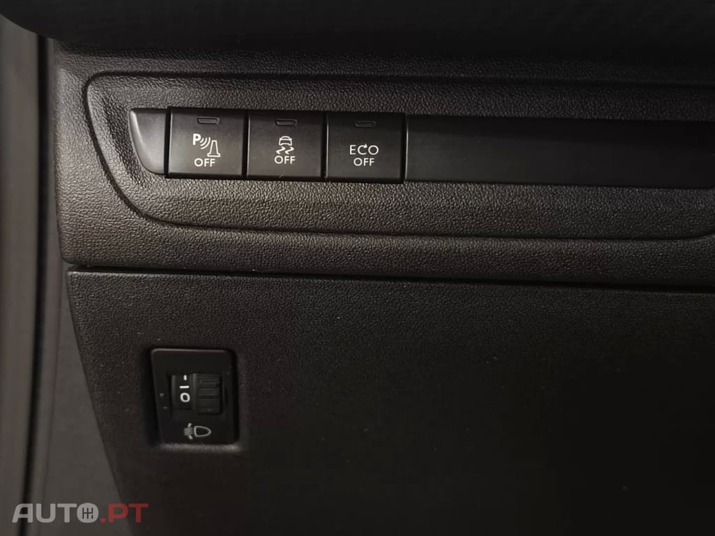 Peugeot 2008 PureTech 110 Stop&Start EAT6 Allure