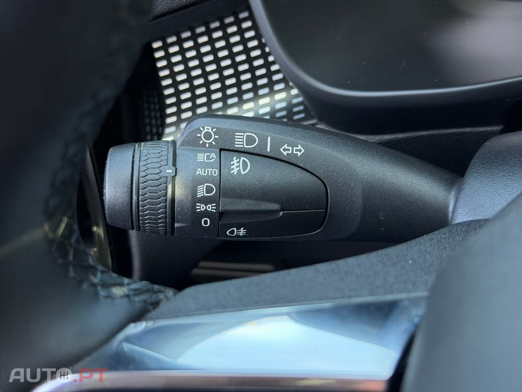 Volvo XC40 1.5 T4 PHEV R-Design