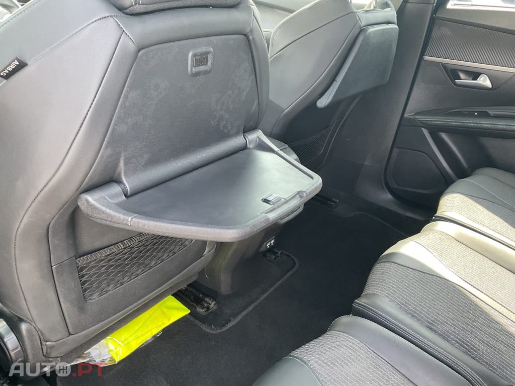 Peugeot 5008 1.5 BlueHDi Allure