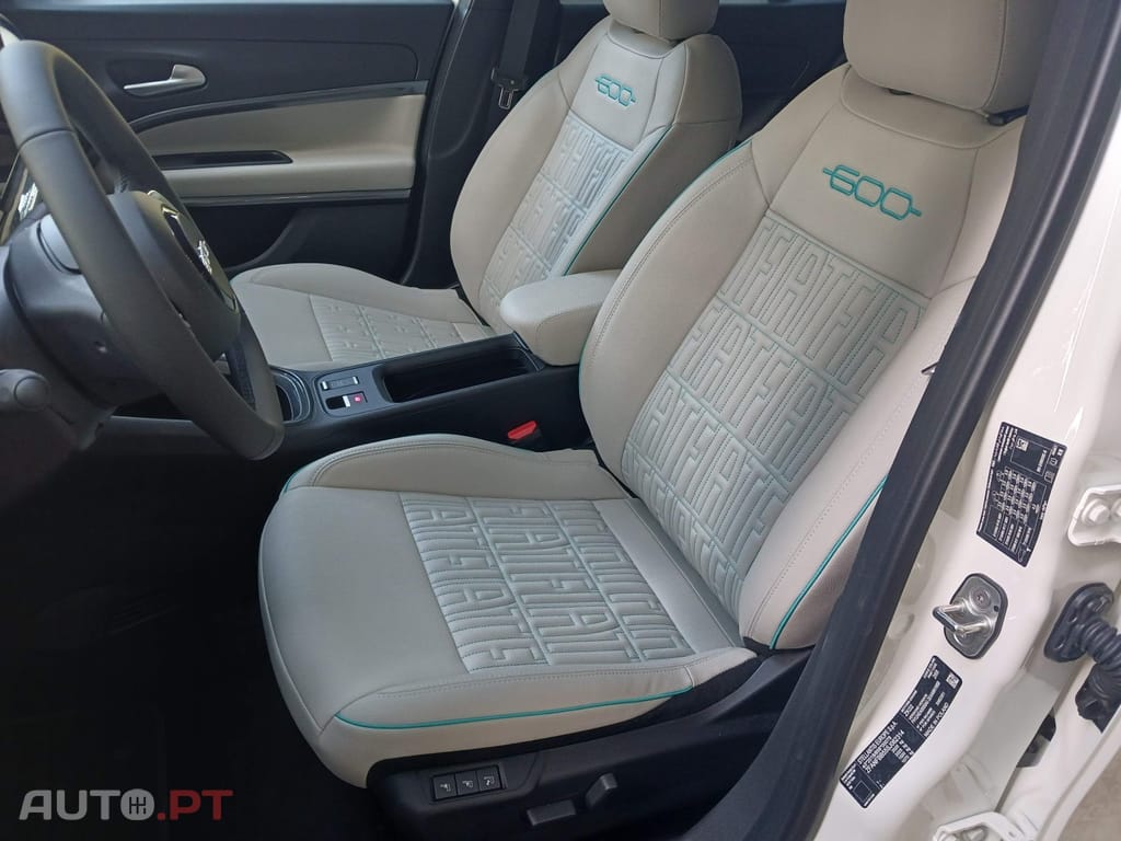 Fiat 600e 54 kWh La Prima