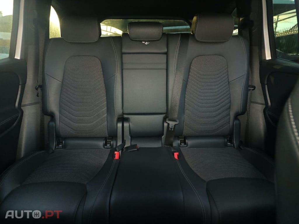 Mercedes-Benz EQB 250 EDITION