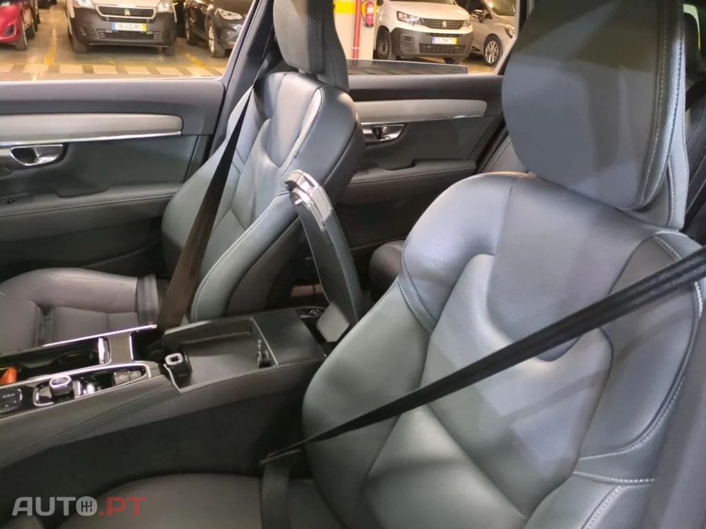 Volvo V90 2.0 T8 PHEV Inscription Expression AWD
