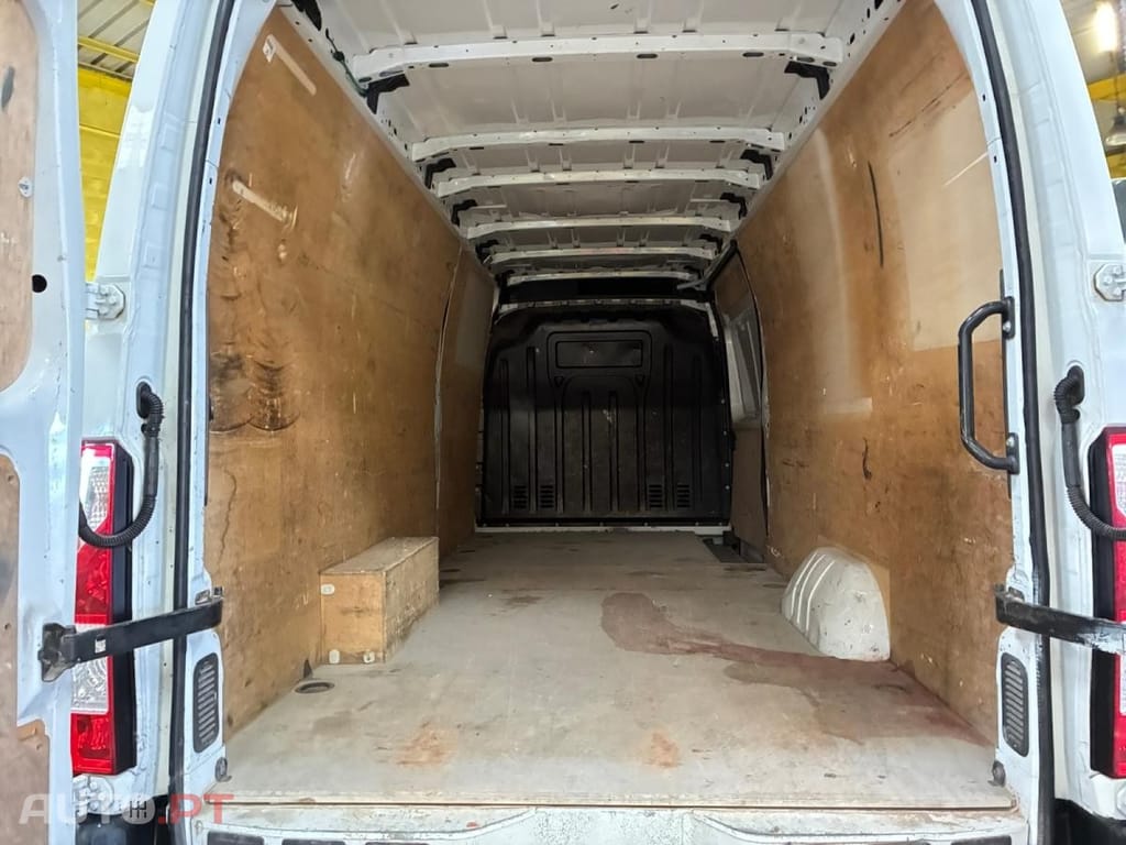 Renault Master 2.3 dCi L4H2 3.5T Grand Confort