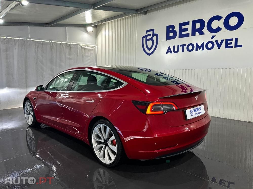 Tesla Model 3 Performance Dual Motor AWD