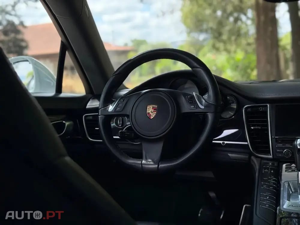 Porsche Panamera S E-Hybrid