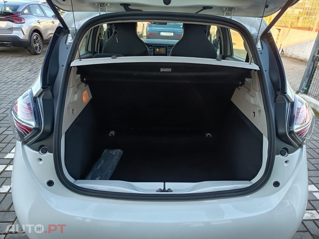 Renault Zoe (c/ Bateria) EV 50 110hp Equilibre