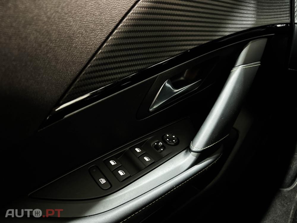 Peugeot E-208 50 kWh GT Pack