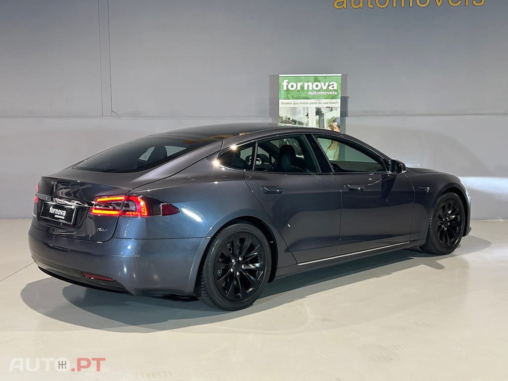Tesla Model S 75D