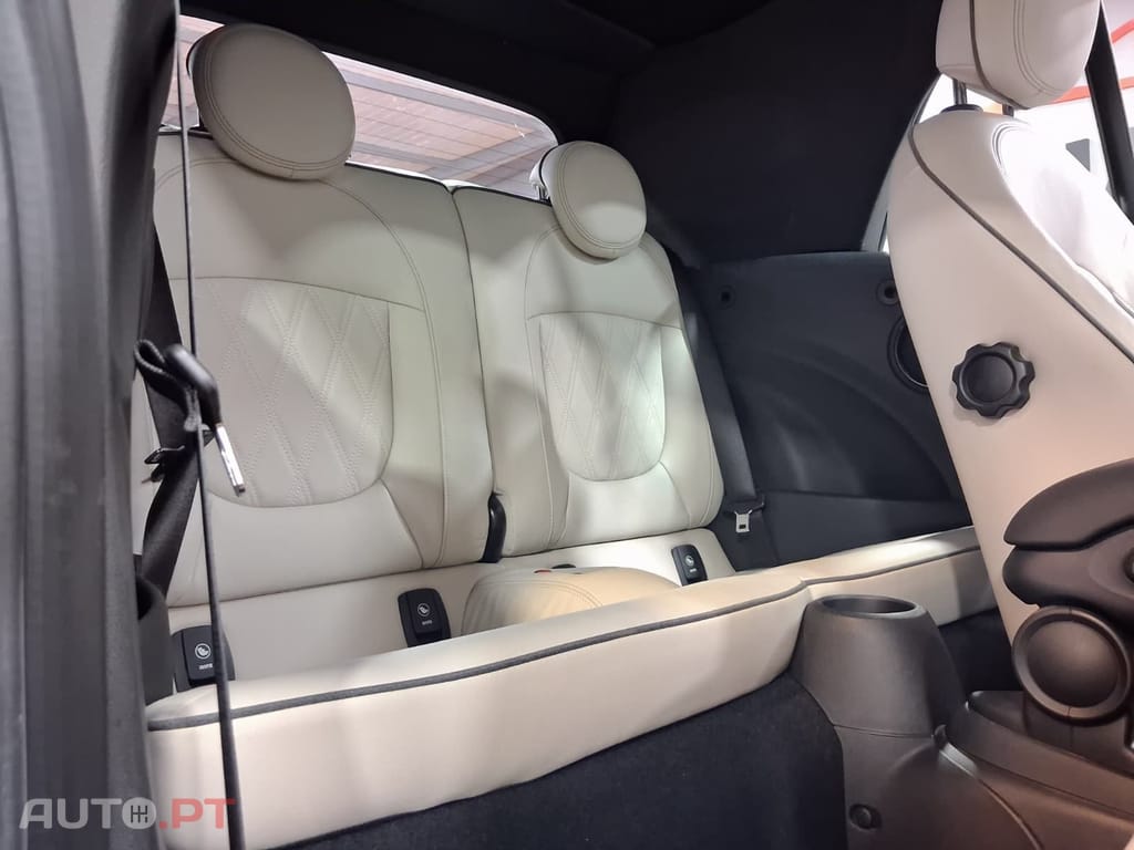 MINI Cabrio Cooper Premium Plus Sidewalk Special Edition Auto
