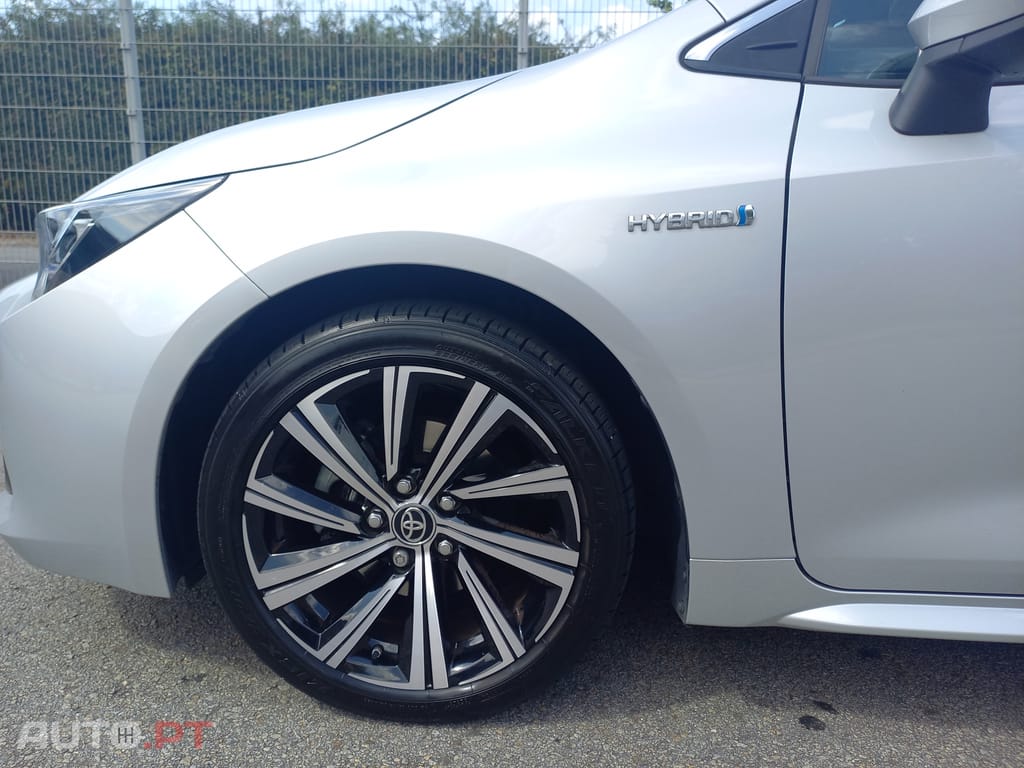 Toyota Corolla Touring Sports 1.8 Hybrid Comfort+P.Sport