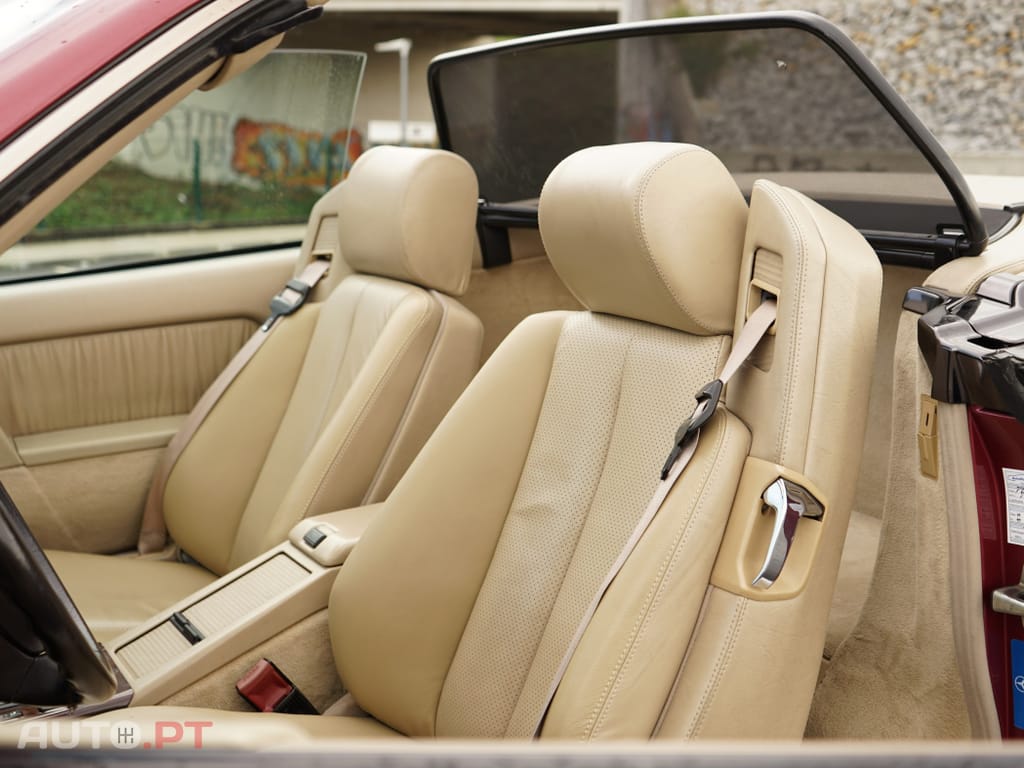 Mercedes-Benz SL 280 R129