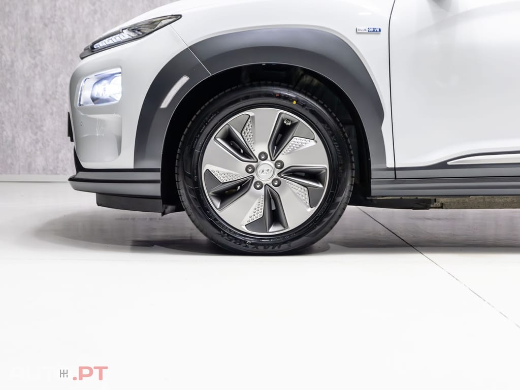 Hyundai Kauai EV 64 kWh Premium+LED