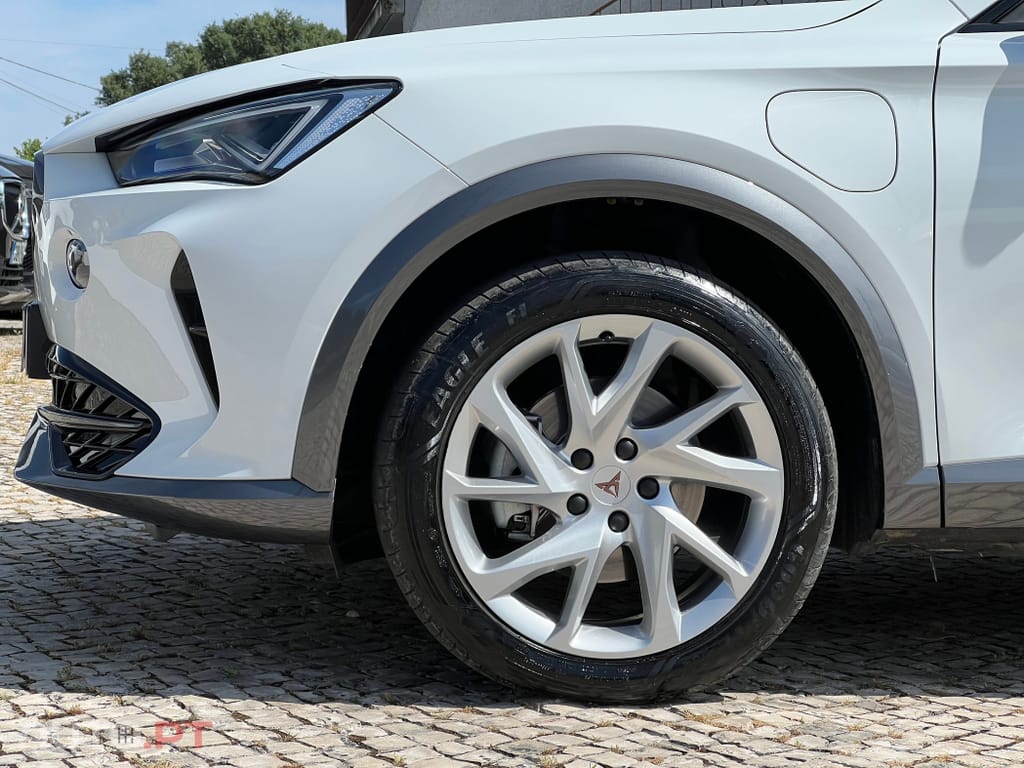 Cupra Formentor 1.4 e-Hybrid Plus DSG