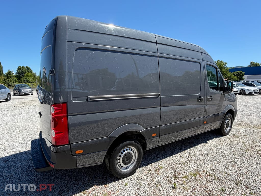 Volkswagen Crafter 35 2.0 TDi 109 Médio Tecto Alto Extra