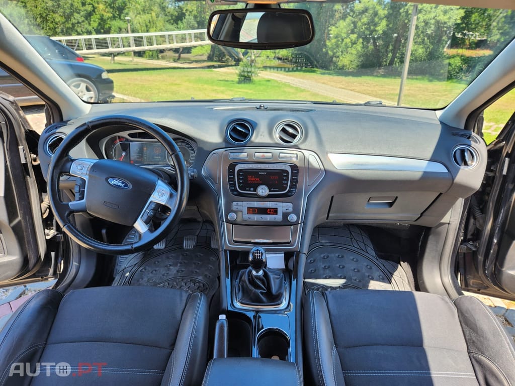 Ford Mondeo SW Titanium