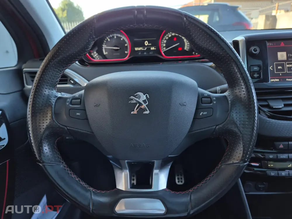 Peugeot 2008 1.6 BlueHDi GT Line